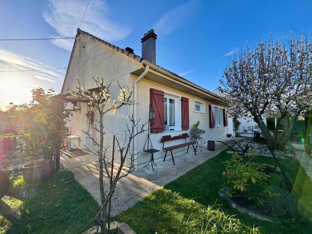 Maison à vendre, 101m², ROISSY EN BRIE