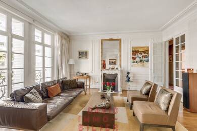 Appartement à vendre 2 100 000 € 4 pièces 2 chambres 140,1 m² Étage 3/6 Invalides Paris 7ème 75007