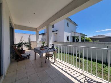 Maison à louer 920 € 4 pièces 3 chambres 85 m² 400 m² de terrain Aleria 20270
