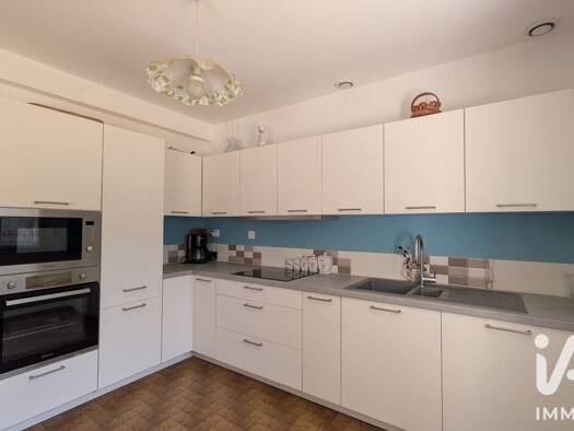 Maison à vendre 300 000 € 4 pièces 3 chambres 92 m² 1 330 m² de terrain Orgères 35230