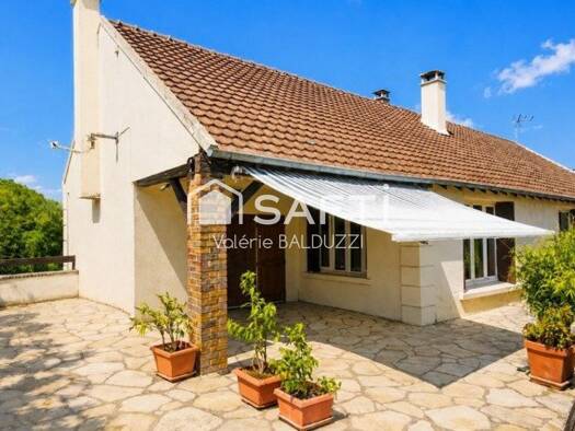 Maison de plain-pied à vendre 235 000 € 5 pièces 4 chambres 124 m² 824 m² de terrain Saâcy-sur-Marne 77730