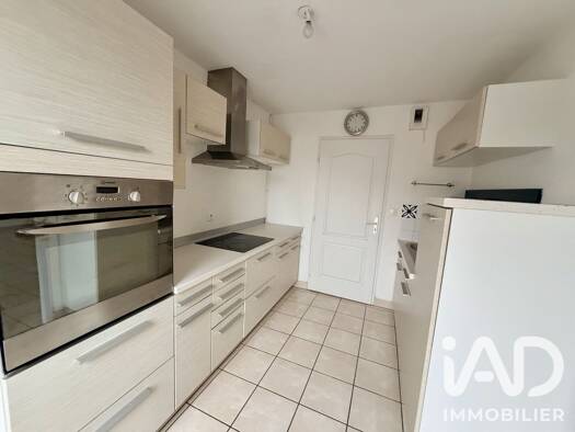 Appartement à vendre 239 000 € 4 pièces 3 chambres 89 m² Étage 3/3 Village Sud Téteghem-Coudekerque-Village 59229