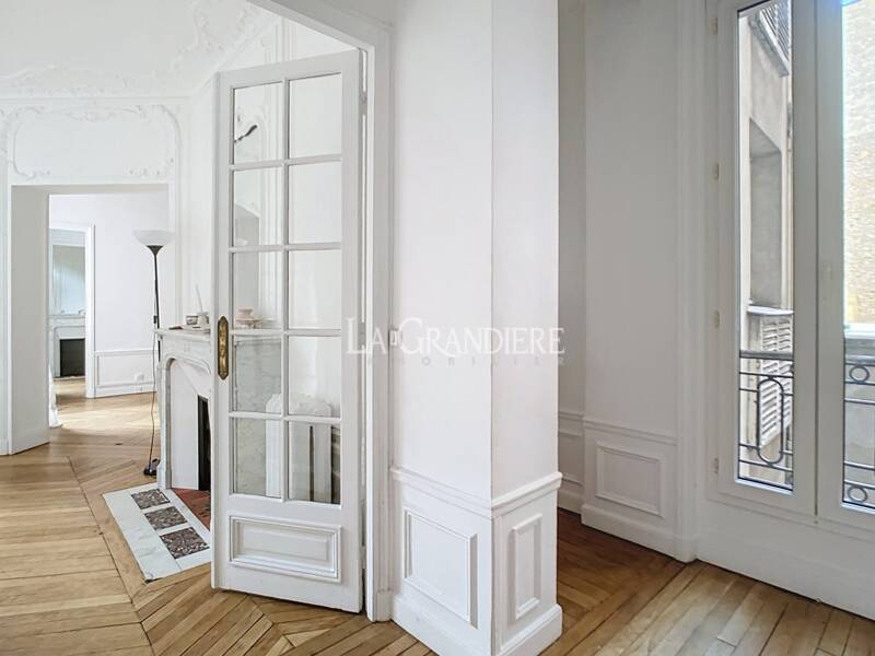 Maison à louer, 64m², PARIS 16E