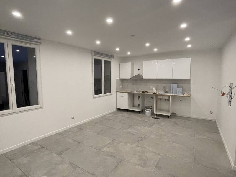 Maison à louer, 70m², SAINT ZACHARIE