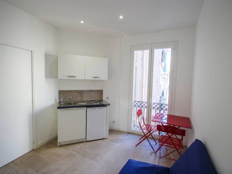 Maison à louer, 13m², NICE