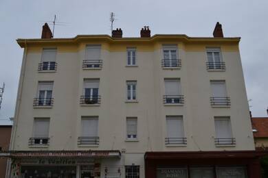 Appartement à louer 706 € 3 pièces 2 chambres 65 m² Sud Est Sainte-Savine 10300