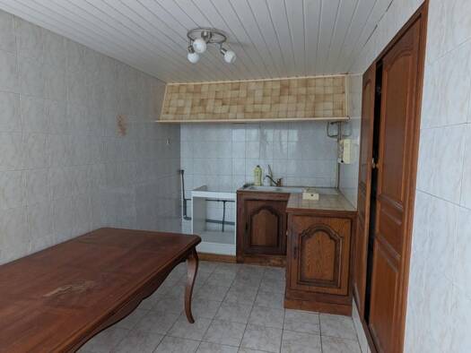 Maison à vendre 87 000 € 6 pièces 3 chambres 125 m² Le Pont-de-Beauvoisin 38480