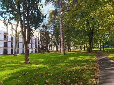 Appartement à vendre 199 900 € 5 pièces 4 chambres 84 m² Étage 3/4 Chevry Cossigny 77173
