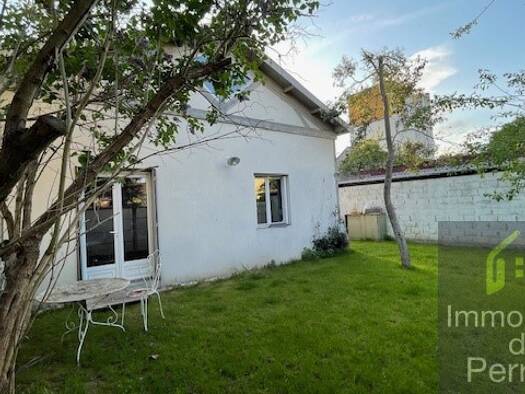 Villa à vendre 475 000 € 4 pièces 2 chambres 180 m² 400 m² de terrain Neuilly Plaisance 93360