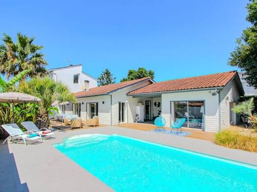 Villa à vendre 1 380 000 € 7 pièces 5 chambres 230 m² 1 078 m² de terrain Biarritz 64200