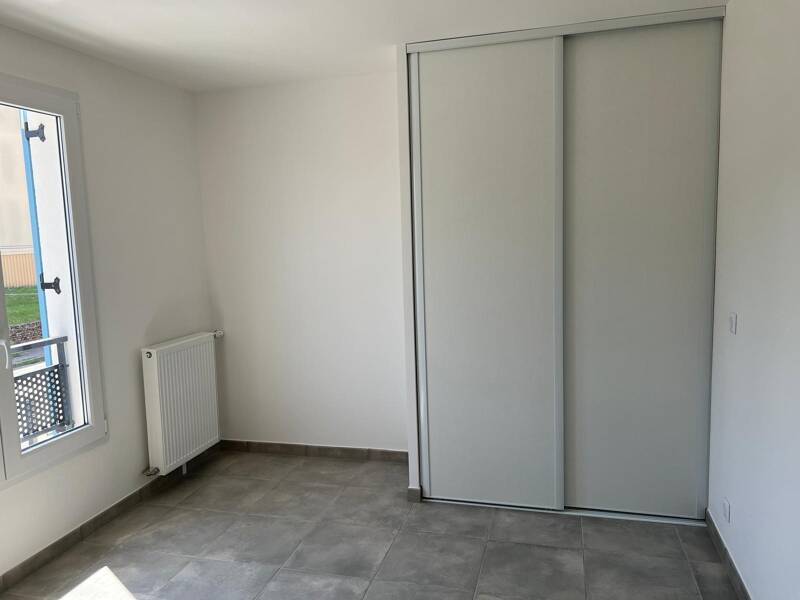 Maison à louer, 55m², EPONE