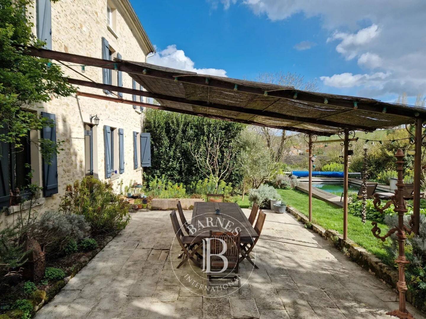 Maison à vendre, 276m², OINVILLE SUR MONTCIENT