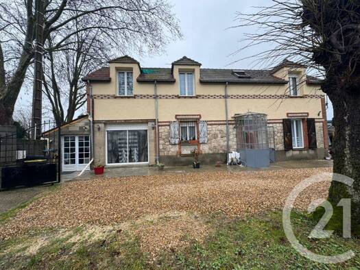 Maison à vendre 159 900 € 5 pièces 3 chambres 115 m² 1 166 m² de terrain Auxy 45340