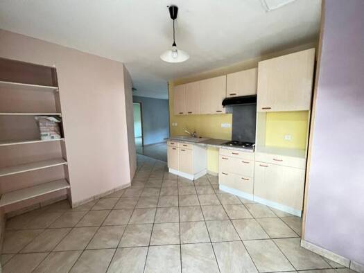 Appartement à louer 443 € 3 pièces 2 chambres 50,4 m² 1er étage Serres 05700