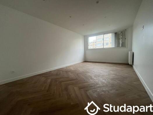 Appartement à louer 1 400 € 3 pièces 2 chambres 65 m² 3ème étage Joffre-Chemins des Bourdons  Gagny 93220