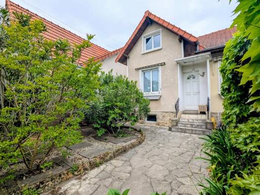 Maison à vendre 720 000 € 4 pièces 3 chambres 100 m² 520 m² de terrain Adamville Saint-Maur-des-Fossés 94100