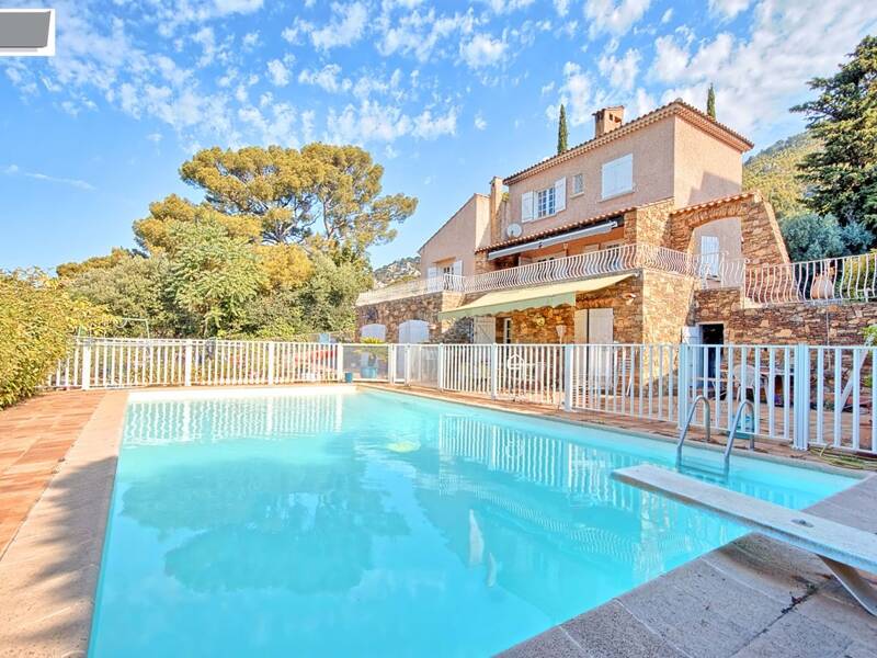 Maison à vendre, 201m², TOULON