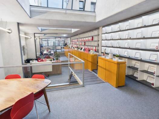 Local commercial à louer 4 221 € Écrivain-Schilick Ouest Schiltigheim 67300