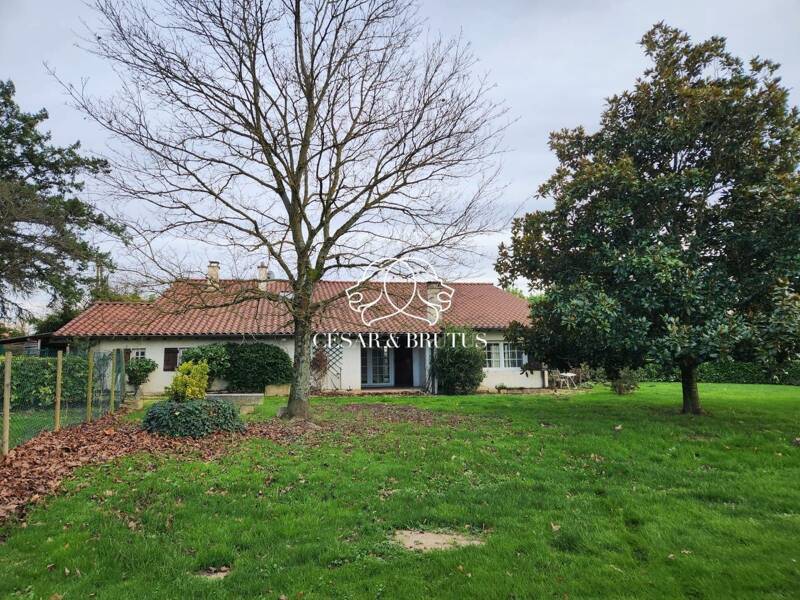 Maison à vendre, 180m², SAINT TRIVIER SUR MOIGNANS