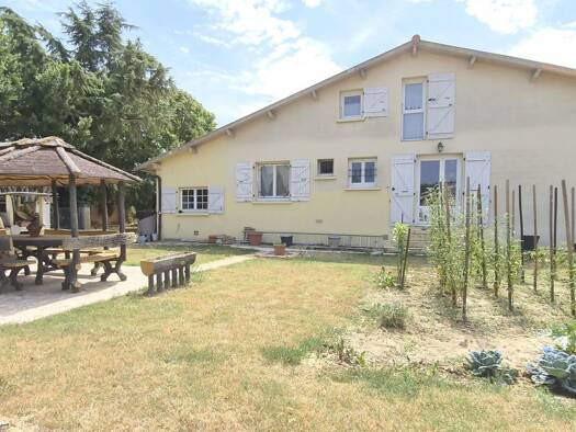 Maison à vendre 269 900 € 6 pièces 5 chambres 137 m² 1 151 m² de terrain Montbeton 82290