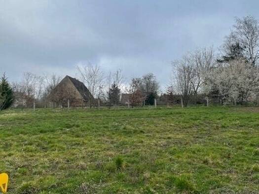 Terrain constructible viabilisé à vendre 35 600 € 726 m² de terrain Charolles 71120