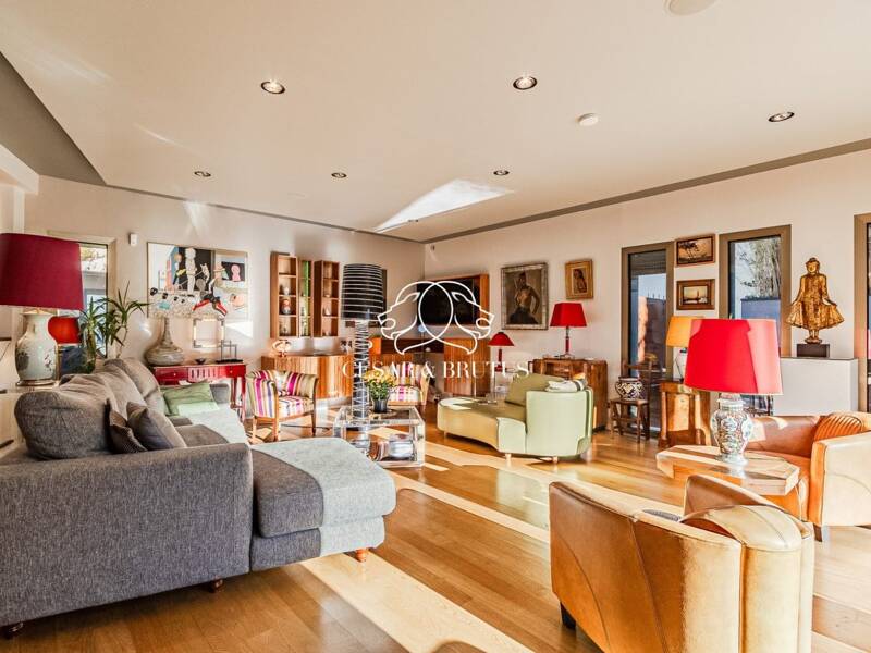 Maison à vendre, 274m², LYON 9E