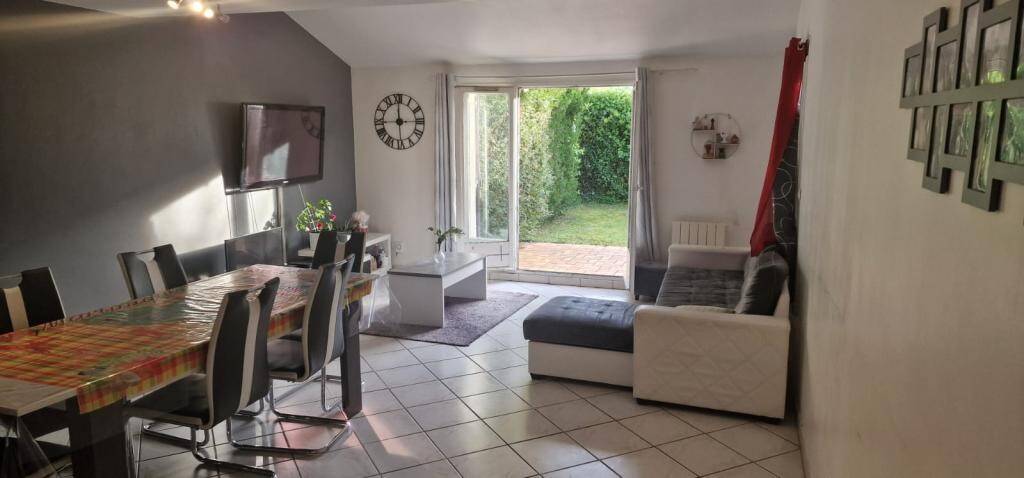 Maison à louer, 11m², CERGY