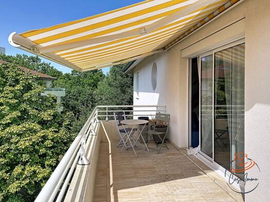 Duplex à vendre 755 000 € 6 pièces 5 chambres 155 m² Étage 3/3 Centre Ferney-Voltaire 01210