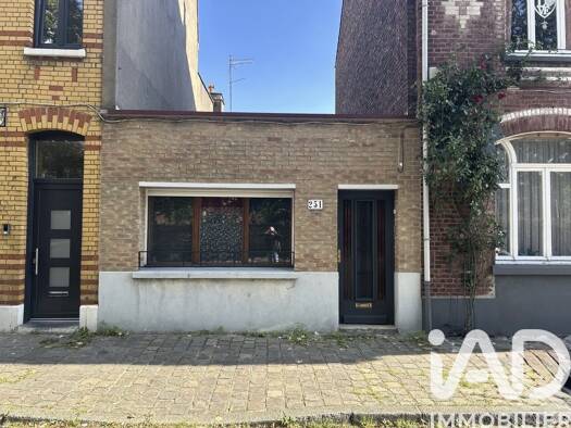 Maison de plain-pied à vendre 109 000 € 3 pièces 2 chambres 110 m² Moulin-Poterie Roubaix 59100