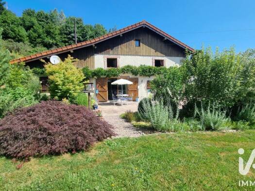 Maison à vendre 302 000 € 5 pièces 3 chambres 172 m² 1 864 m² de terrain Corcieux 88430