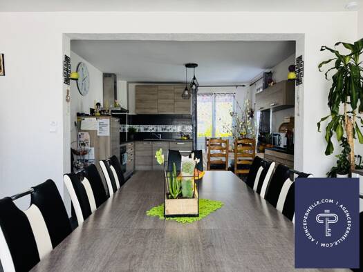 Maison à vendre 370 000 € 7 pièces 6 chambres 173 m² 604 m² de terrain Le Russey 25210