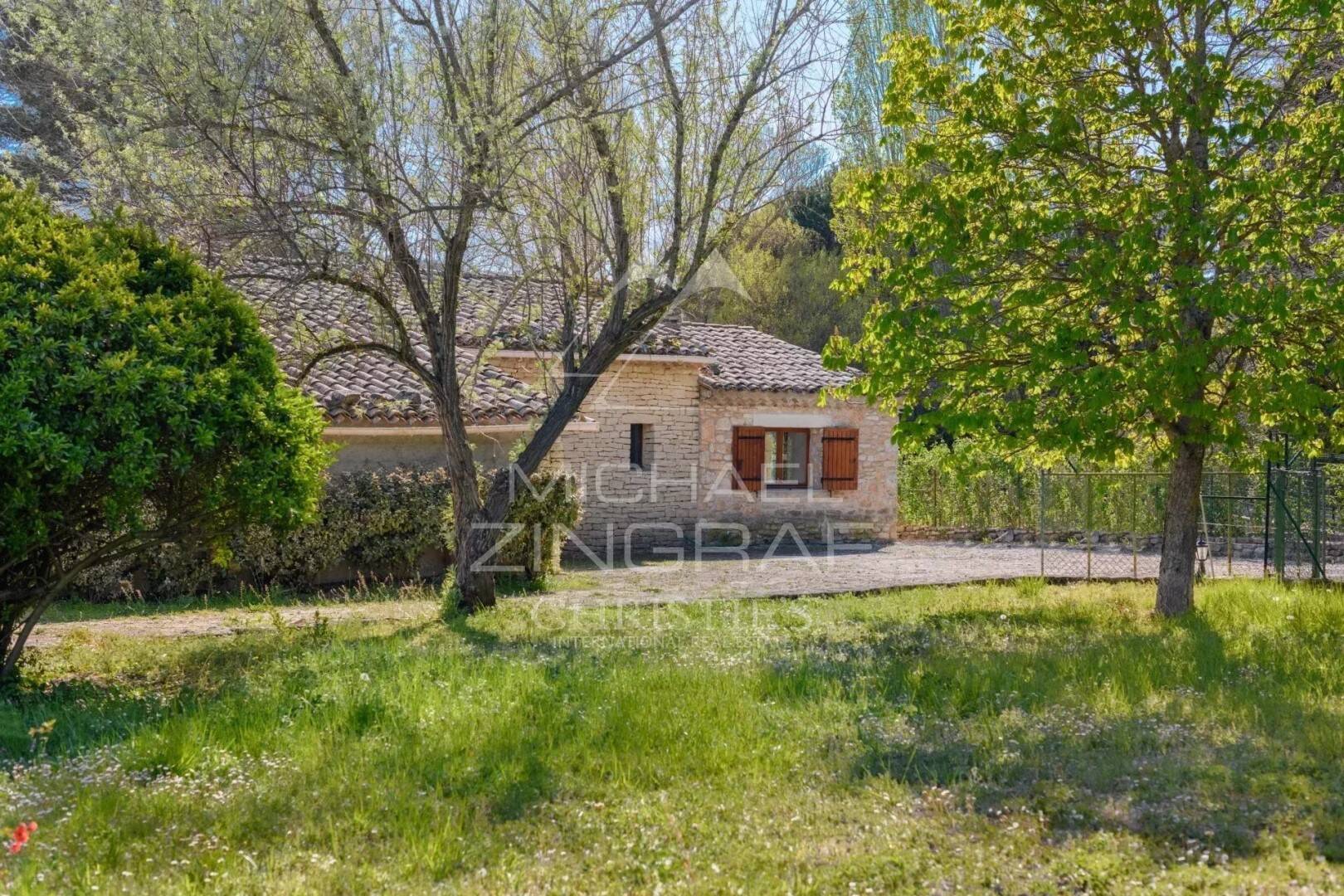 Maison à vendre, 137m², GORDES