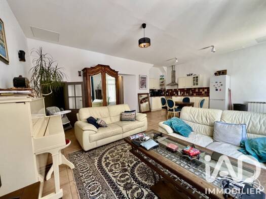 Maison à vendre 292 000 € 4 pièces 3 chambres 117 m² Saint-Zacharie 83640