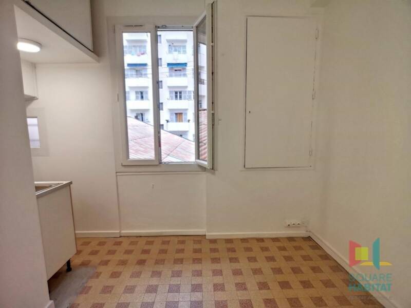 Maison à louer, 13m², NICE