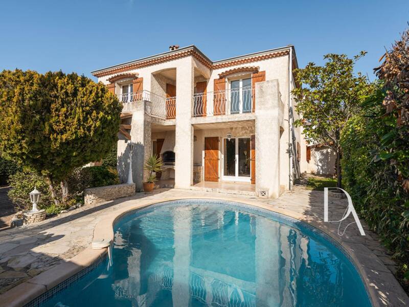 Maison à vendre, 220m², MARSEILLE 12E