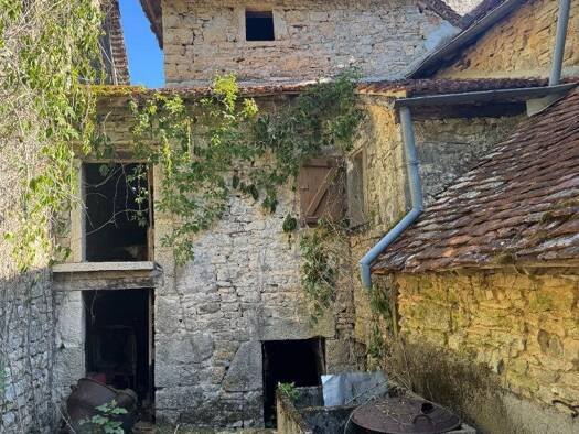 Maison à vendre 88 500 € 3 pièces 1 chambre 117 m² 415 m² de terrain Livernon 46320