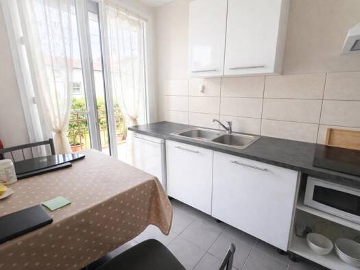 Appartement à vendre 49 000 € 1 pièce 26 m² RDC/6 Paris Roanne 42300