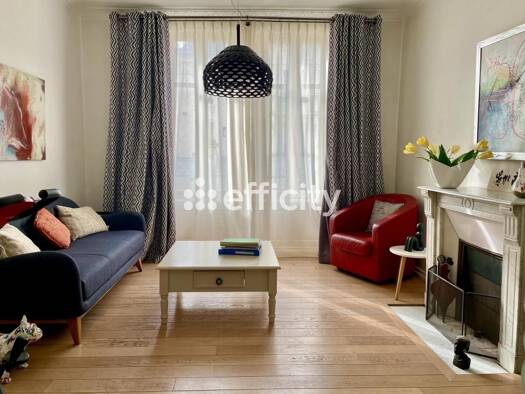 Maison de ville à vendre 1 090 000 € 7 pièces 5 chambres 155 m² 198 m² de terrain Le Genette La Rochelle 17000