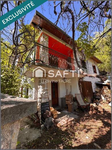 Maison à vendre 145 000 € 6 pièces 3 chambres 100 m² 936 m² de terrain L'Argentiere-la-Bessee 05120