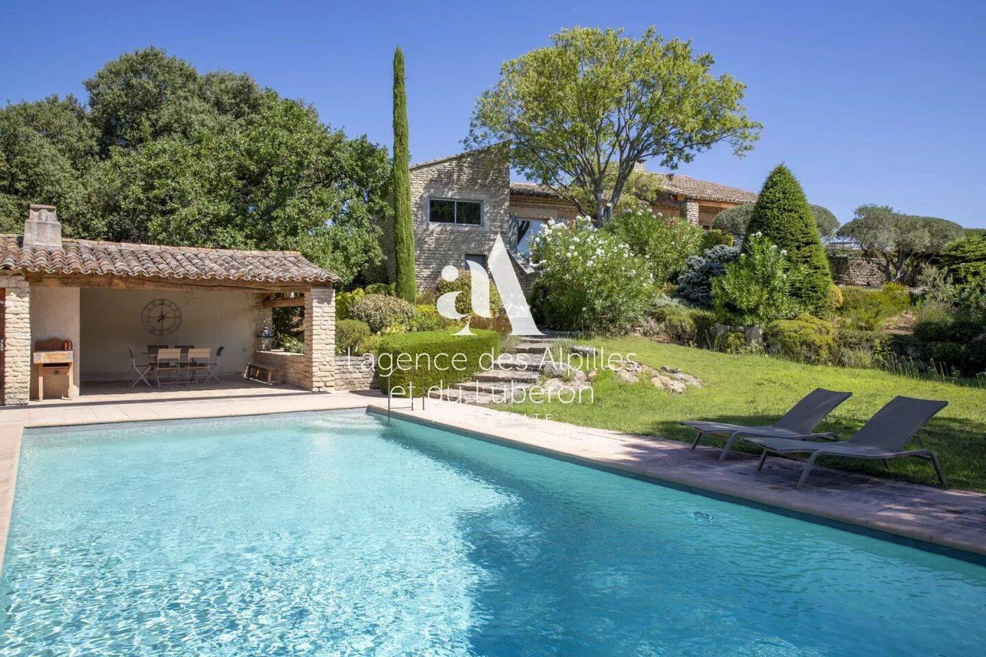Maison à vendre, 220m², GORDES