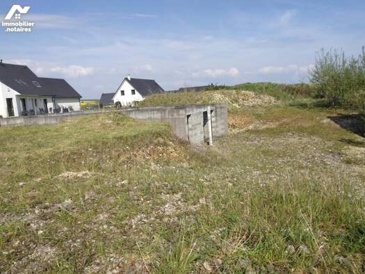 Terrain constructible viabilisé à vendre 84 300 € 1 141 m² de terrain Drucat 80132