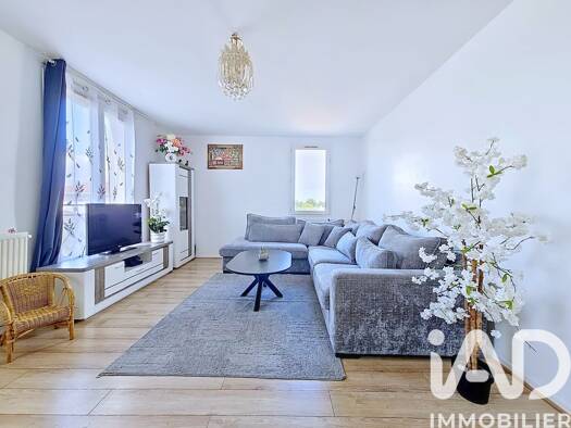 Appartement à vendre 249 000 € 4 pièces 3 chambres 81,1 m² 3 étages Sud Vaires-sur-Marne 77360