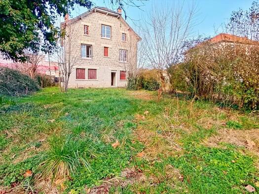 Maison de ville à vendre 299 000 € 6 pièces 5 chambres 168 m² 465 m² de terrain Hôpital Brive-la-Gaillarde 19100