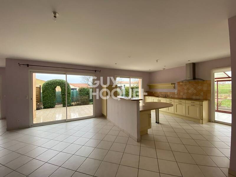 Maison à louer, 127m², FONTENAY LE COMTE