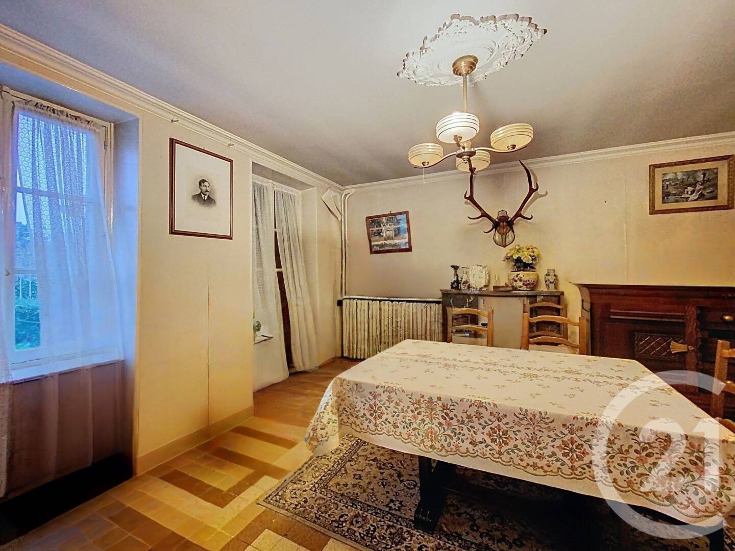 Maison à vendre, 228m², THIERS SUR THEVE