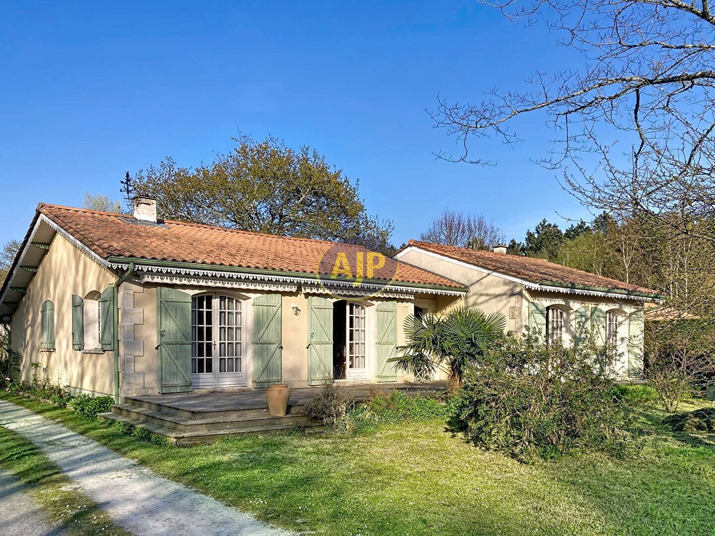 Maison à vendre, 113m², GRAYAN ET L'HOPITAL