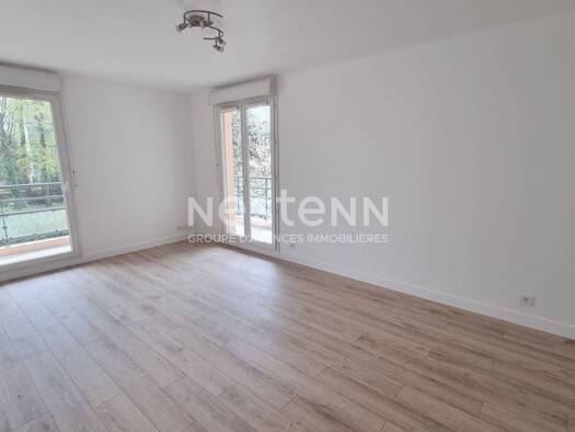 Appartement à louer 1 360 € 3 pièces 2 chambres 56 m² Étage 1/3 Beauregard-Les Gradins Torcy 77200