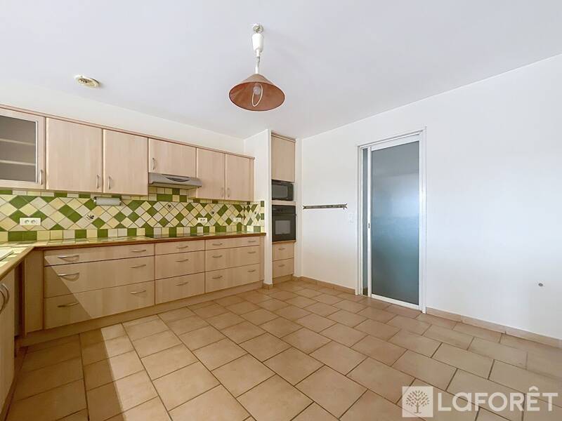 Maison à louer, 136m², ORANGE