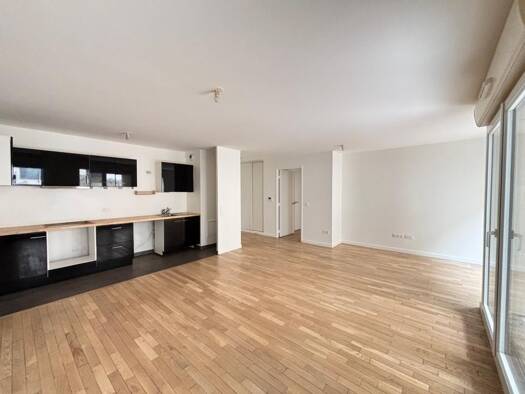 Appartement à vendre 565 000 € 3 pièces 2 chambres 74,64 m² Étage 1/6 Platanes Joinville-le-Pont 94340