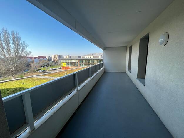 Duplex à louer 881 € 3 pièces 2 chambres 66 m² Étage 3/6 Centre Lingolsheim 67380